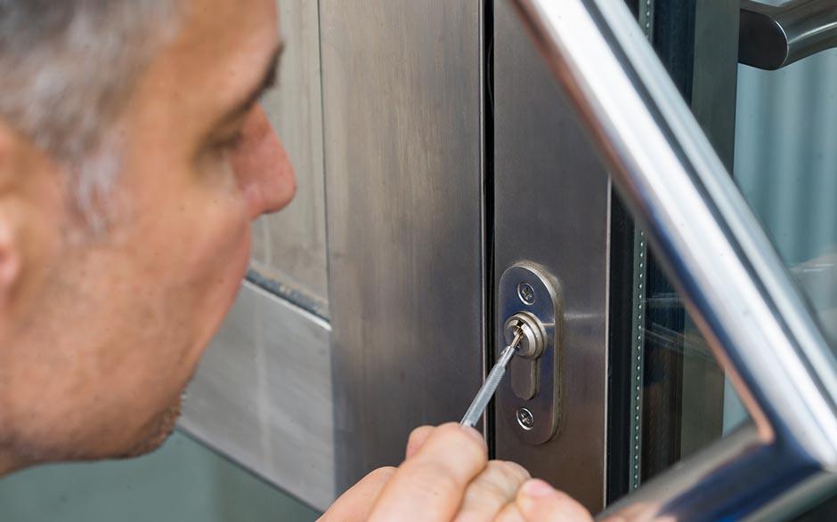 comment forcer une serrure de porte Marseille
